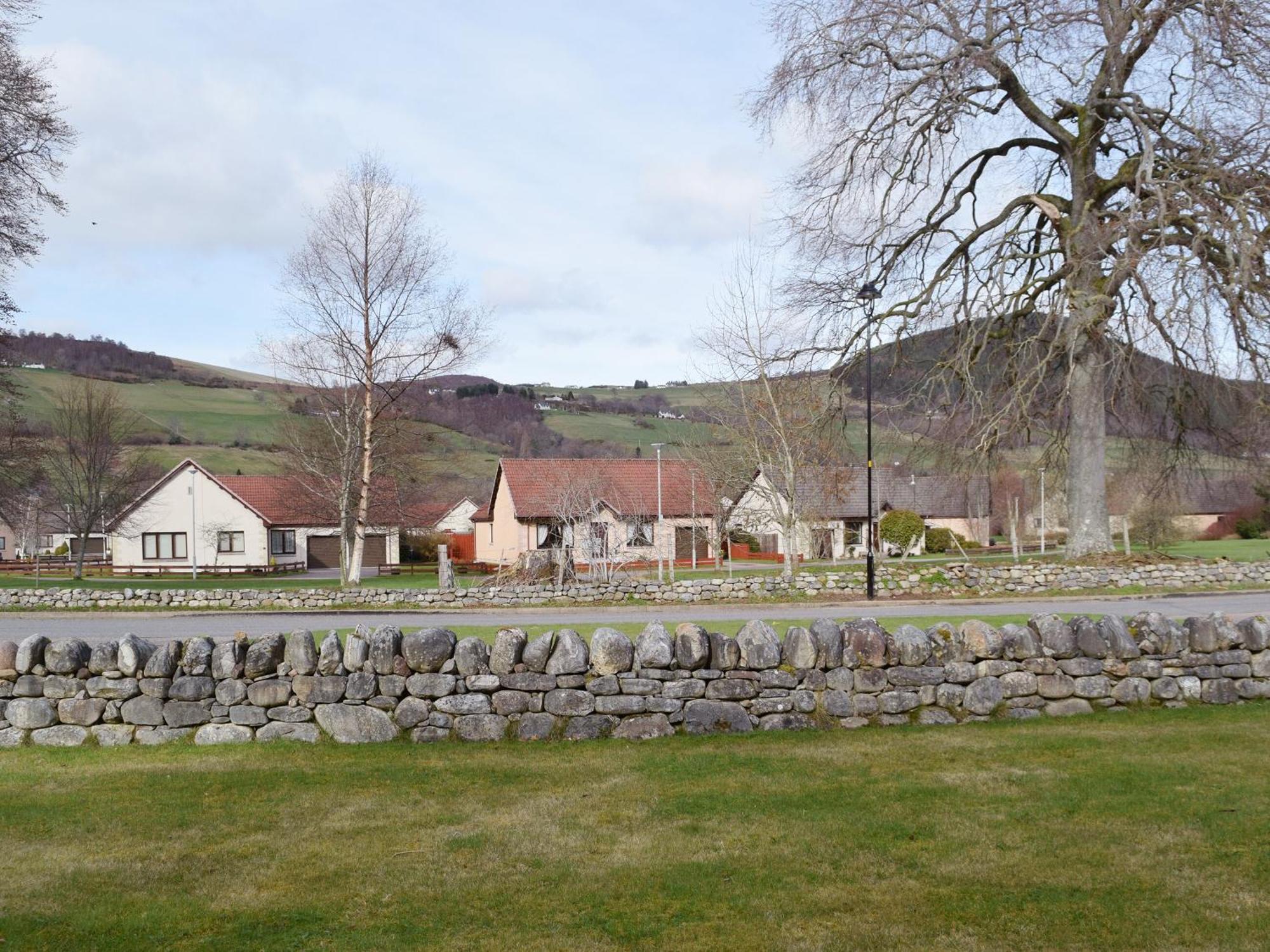 Four Winds Villa Drumnadrochit Eksteriør billede